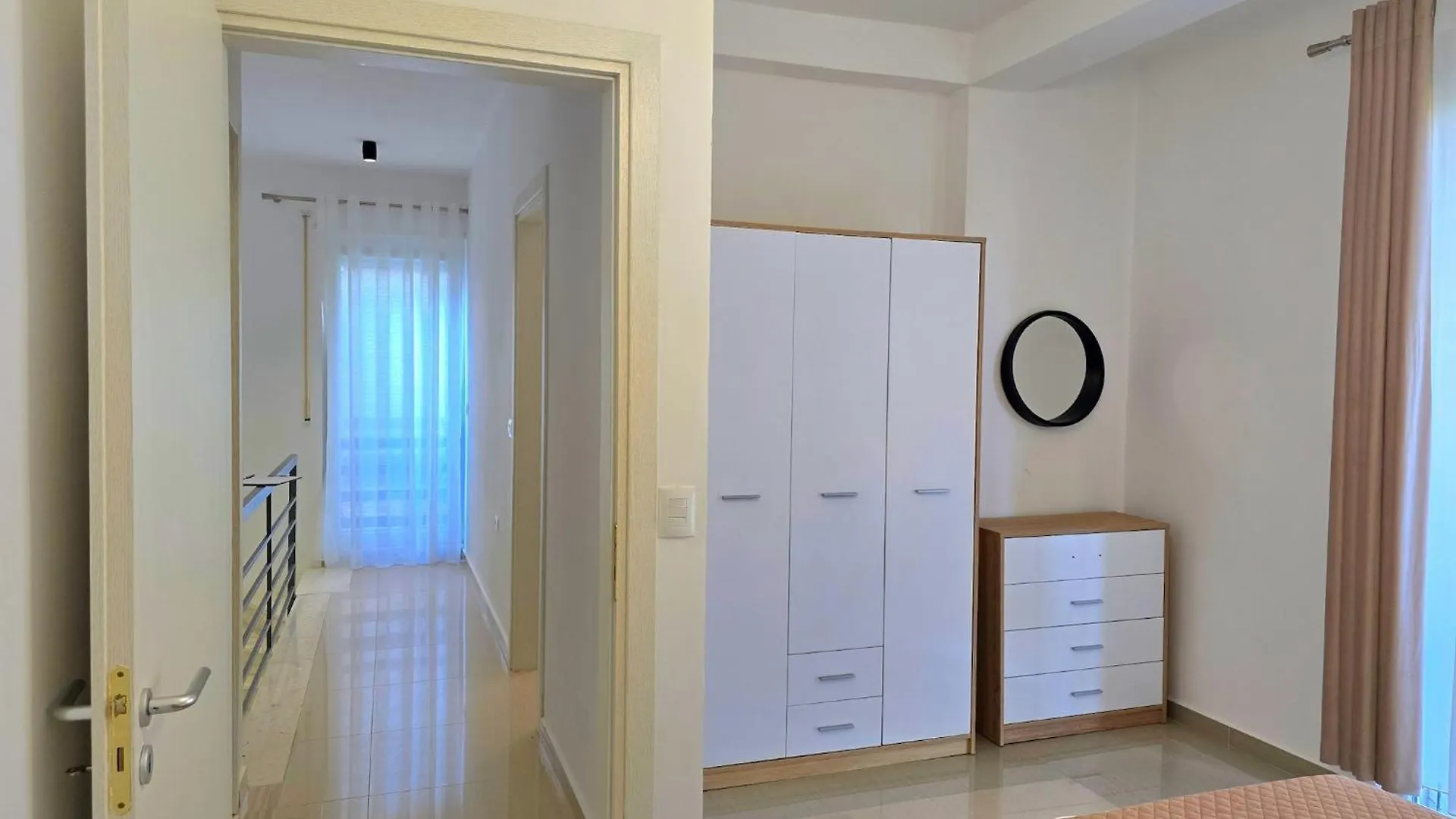 Villa Holiday Home For Six Guests Plazhi San Pietro