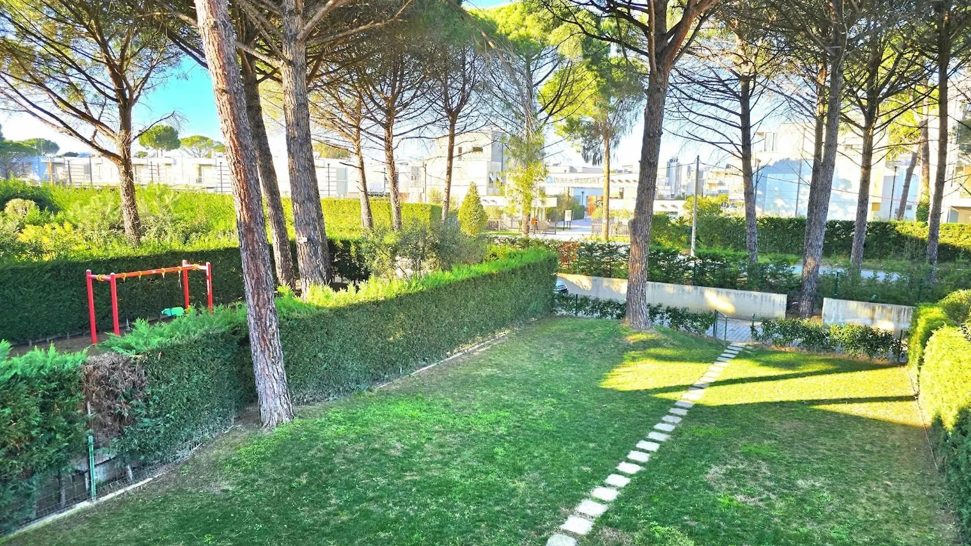 Holiday Home For Six Guests Plazhi San Pietro